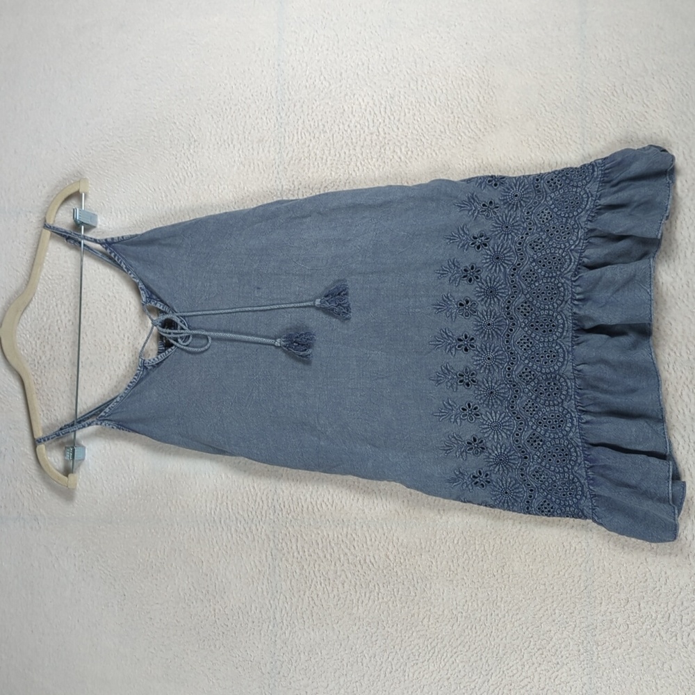 Romeo + Juliet Couture Junior's Rayon Eyelet Ruffle Sleeveless Mini Dress Size S